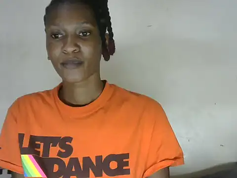 Snapshot of Pretty-emmie chatting on 02/15/25, 09:49 Pretty-emmie online show from 02/15/25, 09:49