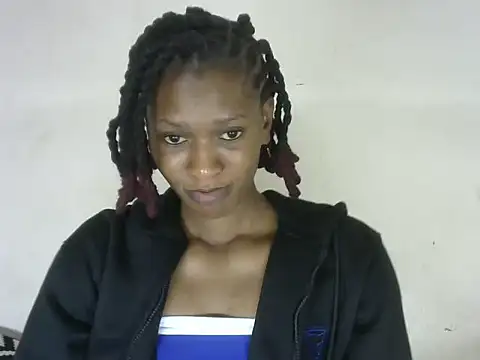 Snapshot of Pretty-emmie chatting on 02/26/25, 06:04 Pretty-emmie online show from 02/26/25, 06:04