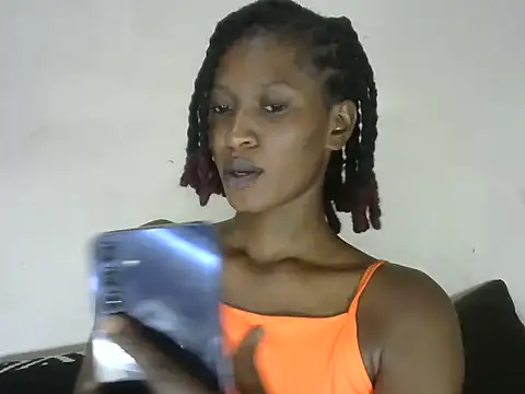 Snapshot of Pretty-emmie chatting on 02/27/25, 06:09 Pretty-emmie online show from 02/27/25, 06:09