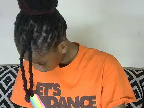 Snapshot of Pretty-emmie chatting on 03/06/25, 08:16 Pretty-emmie online show from 03/06/25, 08:16