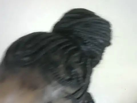 Snapshot of Pretty-emmie chatting on 10/27/25, 05:28 Pretty-emmie online show from 10/27/25, 05:28