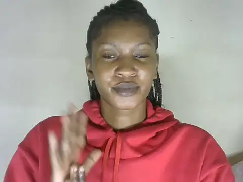 Snapshot of Pretty-emmie chatting on 10/29/25, 04:48 Pretty-emmie online show from 10/29/25, 04:48