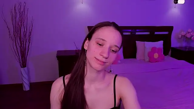 Snapshot of StaceySunny chatting on 04/17/26, 05:16 StaceySunny online show from 04/17/26, 05:16