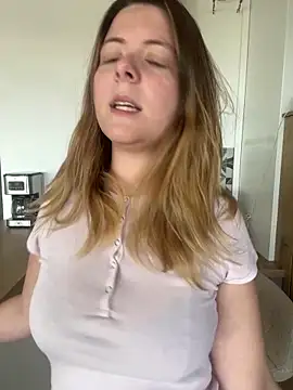 Nina blain online show from 03/24/26, 10:31