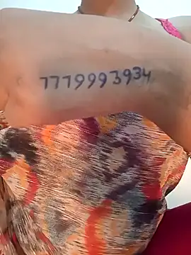 Snapshot of Angel-life chatting on 12/07/24, 06:10 Angel-life online show from 12/07/24, 06:10