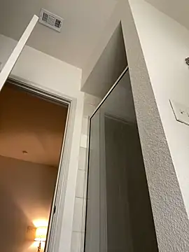 goldbuni online show from 12/20/24, 02:05