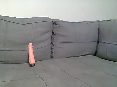 Snapshot of Aiyola chatting on 11/25/25, 10:48 Aiyola online show from 11/25/25, 10:48