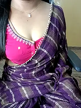 Snapshot of Adwithaa chatting on 04/18/26, 06:12 Adwithaa online show from 04/18/26, 06:12