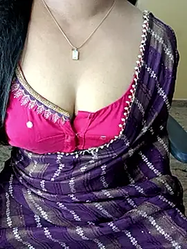 Snapshot of Adwithaa chatting on 04/18/26, 07:58 Adwithaa online show from 04/18/26, 07:58