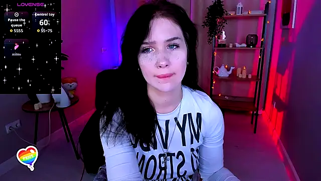 Lia xxGirl online show from 11/25/25, 10:32