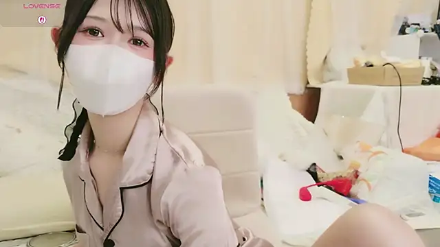 Conatsu online show from 05/28/26, 02:47