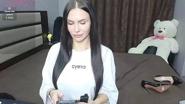 KimDavisBaby online show from 12/15/24, 05:20