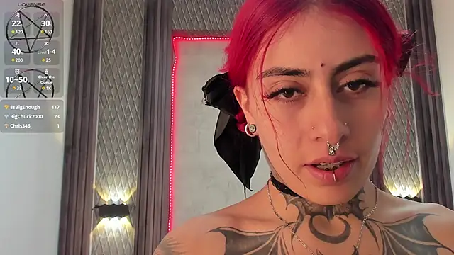 Snapshot of selene_red_ chatting on 01/31/25, 05:42 selene red  online show from 01/31/25, 05:42