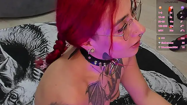 Snapshot of selene_red_ chatting on 02/08/25, 09:46 selene red  online show from 02/08/25, 09:46