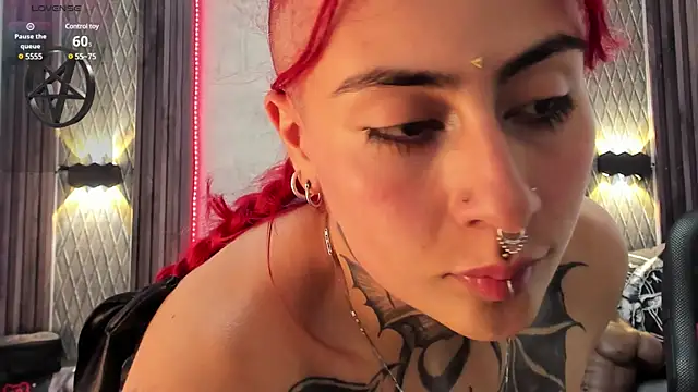 Snapshot of selene_red_ chatting on 03/18/25, 10:58 selene red  online show from 03/18/25, 10:58