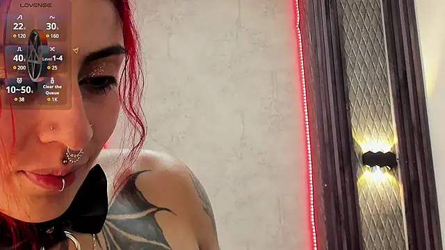 Snapshot of selene_red_ chatting on 03/19/25, 07:38 selene red  online show from 03/19/25, 07:38