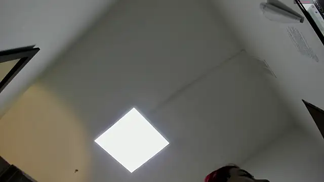 Snapshot of selene_red_ chatting on 09/15/25, 01:44 selene red  online show from 09/15/25, 01:44