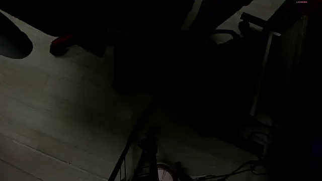 Snapshot of selene_red_ chatting on 09/22/25, 01:46 selene red  online show from 09/22/25, 01:46