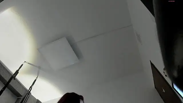 Snapshot of selene_red_ chatting on 10/05/25, 04:38 selene red  online show from 10/05/25, 04:38