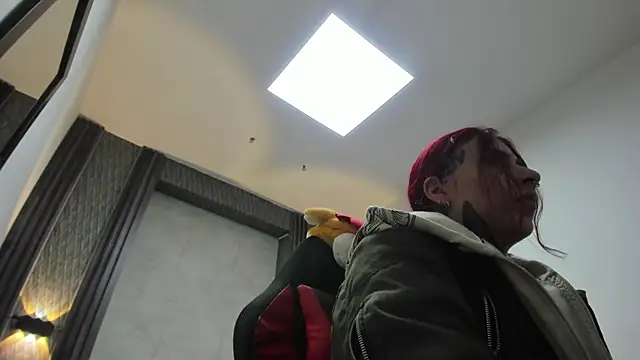 selene red  online show from 04/06/26, 01:36