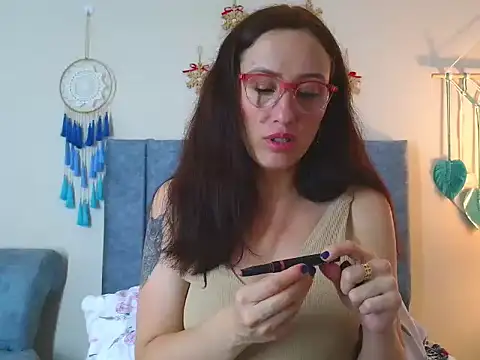 IberianMoonMK online show from 12/01/25, 05:18