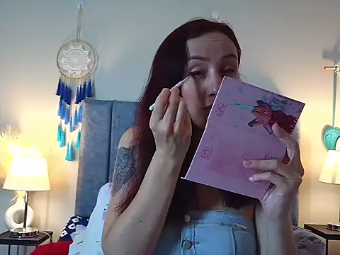 IberianMoonMK online show from 01/18/26, 11:25