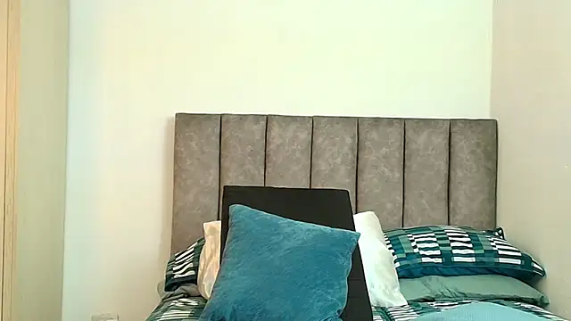 Snapshot of karina_lewis_ chatting on 03/14/26, 03:56 karina lewis online show from 03/14/26, 03:56