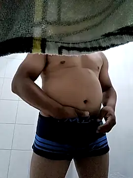 Snapshot of Riatatuil chatting on 10/04/25, 09:18 Riatatuil online show from 10/04/25, 09:18