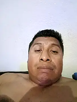 Snapshot of Riatatuil chatting on 10/22/25, 06:07 Riatatuil online show from 10/22/25, 06:07