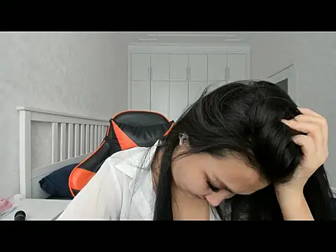 Snapshot of Missykitty01 chatting on 11/07/25, 07:52 Missykitty01 online show from 11/07/25, 07:52