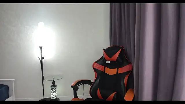 Snapshot of Missykitty01 chatting on 02/14/26, 11:40 Missykitty01 online show from 02/14/26, 11:40