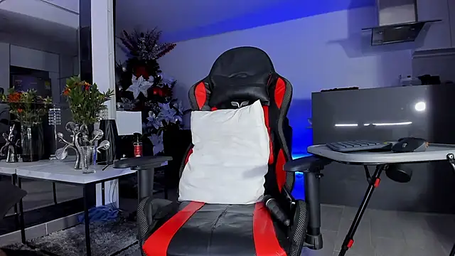 Snapshot of daikokuten_ chatting on 01/07/25, 12:45 daikokuten online show from 01/07/25, 12:45