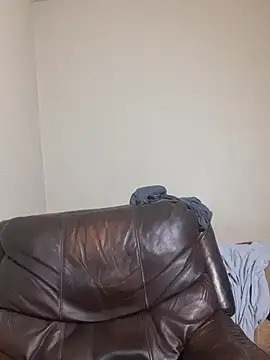 Snapshot of theDemente18 chatting on 11/03/25, 09:54 theDemente18 online show from 11/03/25, 09:54