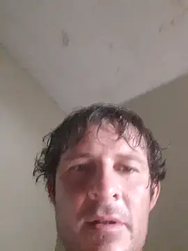 Snapshot of theDemente18 chatting on 11/04/25, 10:20 theDemente18 online show from 11/04/25, 10:20