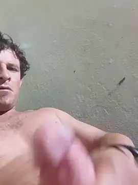 Snapshot of theDemente18 chatting on 11/08/25, 11:43 theDemente18 online show from 11/08/25, 11:43