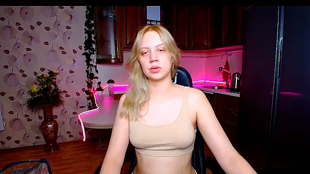 Snapshot of SexyNadi chatting on 10/19/25, 01:06 SexyNadi online show from 10/19/25, 01:06