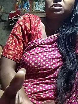 Snapshot of DARK_WINE_ chatting on 03/04/25, 10:35 DARK WINE online show from 03/04/25, 10:35