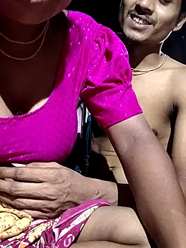 Snapshot of DARK_WINE_ chatting on 09/26/25, 10:19 DARK WINE online show from 09/26/25, 10:19