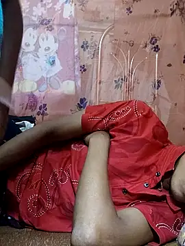 Snapshot of DARK_WINE_ chatting on 10/10/25, 11:15 DARK WINE online show from 10/10/25, 11:15