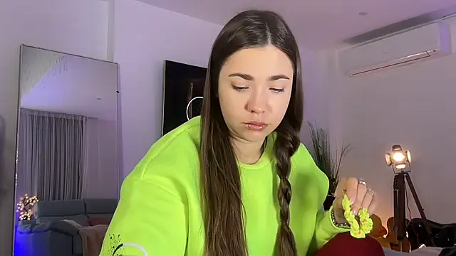 Snapshot of Mika_Miller chatting on 02/03/26, 08:14 Mika Miller online show from 02/03/26, 08:14