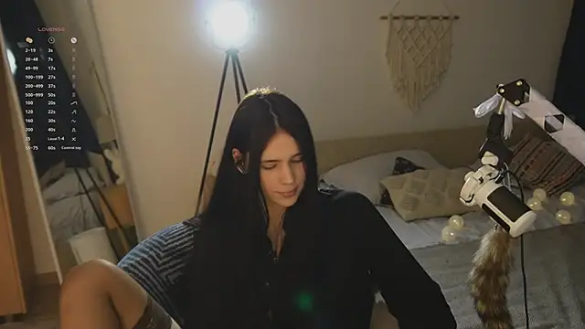 jennetdoll online show from 02/04/26, 06:14