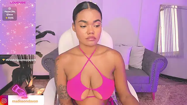 Snapshot of madisson_davon chatting on 12/05/24, 05:06 madisson davon online show from 12/05/24, 05:06
