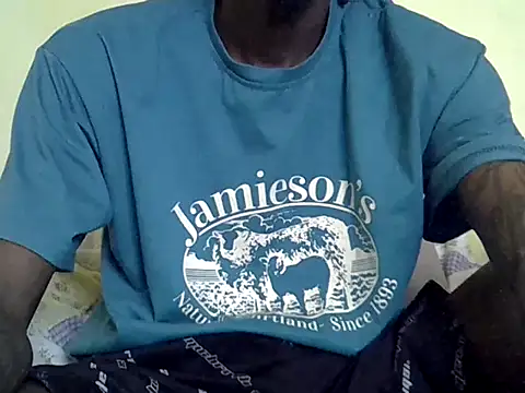 Snapshot of Delicious-D chatting on 05/27/26, 08:22 Delicious-D online show from 05/27/26, 08:22