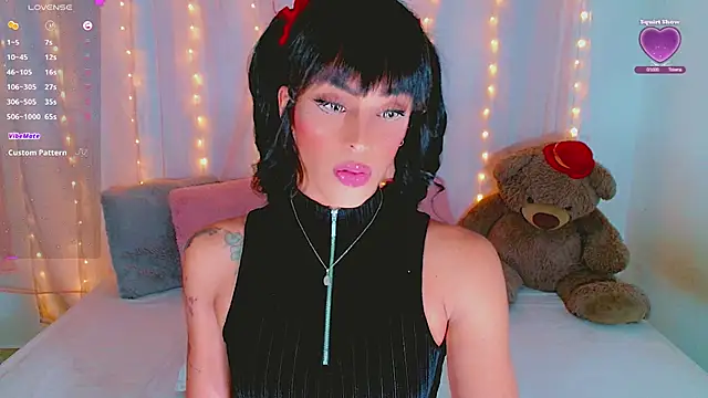 AlanaBekeer online show from 10/14/25, 10:43