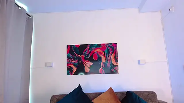 Snapshot of NoahCasstro chatting on 12/17/24, 07:48 NoahCasstro online show from 12/17/24, 07:48