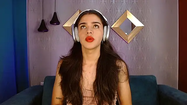 Snapshot of NoahCasstro chatting on 01/14/25, 07:43 NoahCasstro online show from 01/14/25, 07:43