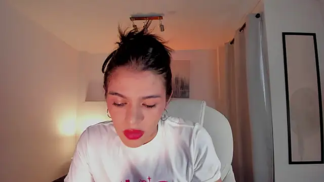 Snapshot of NoahCasstro chatting on 01/16/25, 07:41 NoahCasstro online show from 01/16/25, 07:41