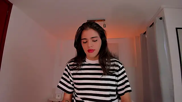 Snapshot of NoahCasstro chatting on 01/19/25, 01:55 NoahCasstro online show from 01/19/25, 01:55