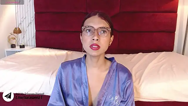 sara saenz99 online show from 12/23/24, 10:44