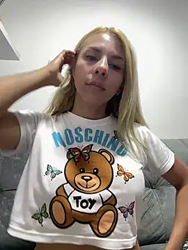 DollMagguie online show from 01/22/25, 03:09